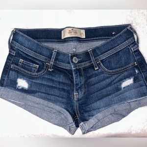 Hollister short short, low rise jeans shorts